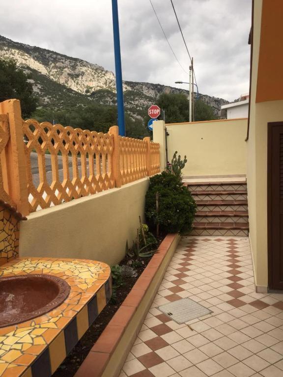 Affittacamere Casa Del Sole Cala Gonone Exteriör bild